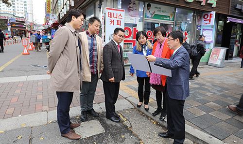 도시건설위원회, 무단횡단 방지 중앙분리대 설치실태 현장감사 / 사진=안양시의회