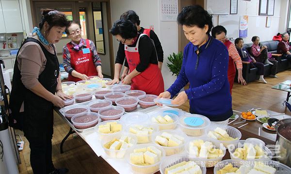 석수3동 석수아이파크 경로당 ‘건강기원 팥죽 나눔행사’