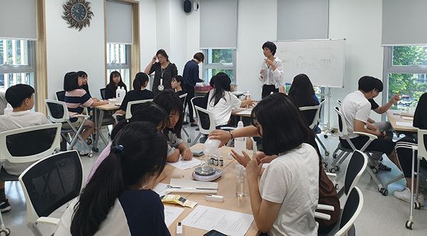 비산3동 청소년공부방, 천연 모기퇴치제 만들기 / 사진=비산3동