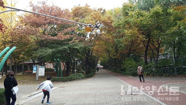 유쾌한 운치와 즐거운 가을바람이 있는 곳 ‘평촌 향촌 마을길’