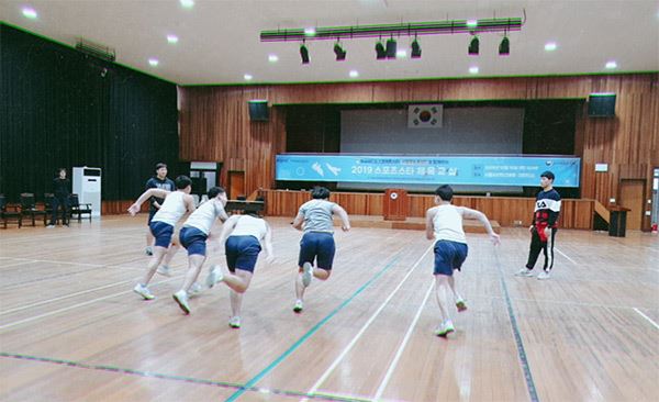 고봉중고등학교,‘스포츠스타 윤성빈·서영우 선수와 함께하는 체육교실’개최 / 사진=고봉중학교