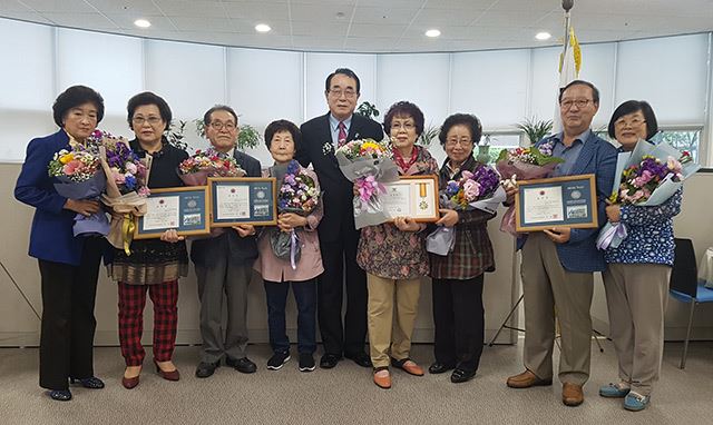 안양시 만안노인지회, '어버이날 기념 표창장' 수여식 개최