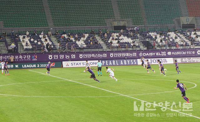 FC안양 권용현 결승골, 부천에 2-1 역전승 거두고 시즌 첫 연승