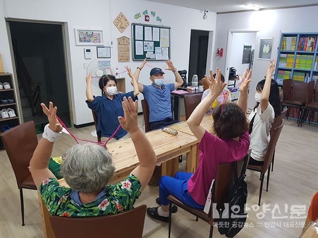 실뜨기 놀이와 투호판 놀이로 아이들과 나누는 풍성한 사랑