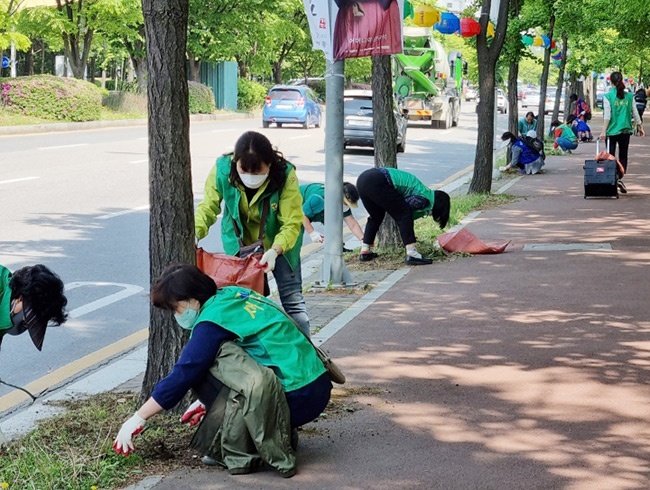 안양시, 평안동 사회단체 4일 합동 환경정화활동 실시