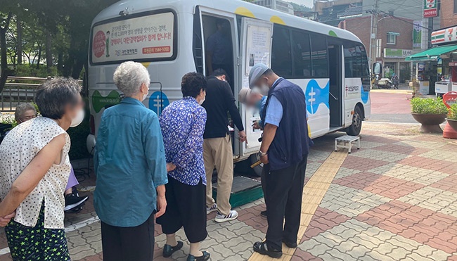 안양시율목종합사회복지관, 찾아가는 무료 결핵검진 진행 