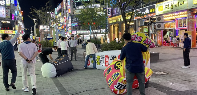 동안구! 불법광고물 단속 통해 쾌적한 도시환경 조성에 앞장서다!