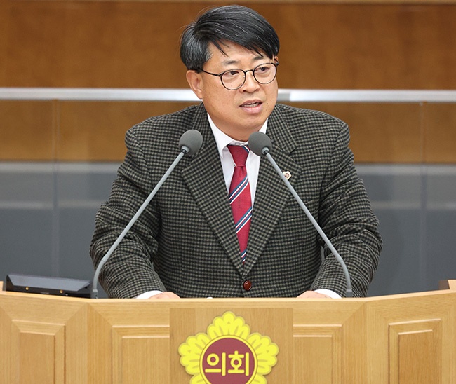 김재훈 경기도의회 의원, “노인의 지역사회 계속 거주” 제도 등의 개선에 대한 제안