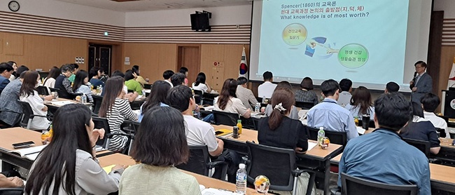 경기형 건강증진학교, 지역사회와 협력해 학생 건강 문제 함께 해결 