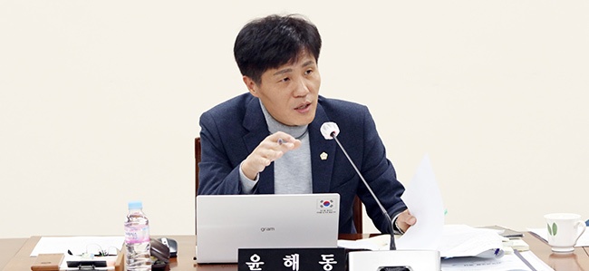 안양시의회 윤해동 의원, 교복지원금 쿠폰이나 현금으로 지원하라!